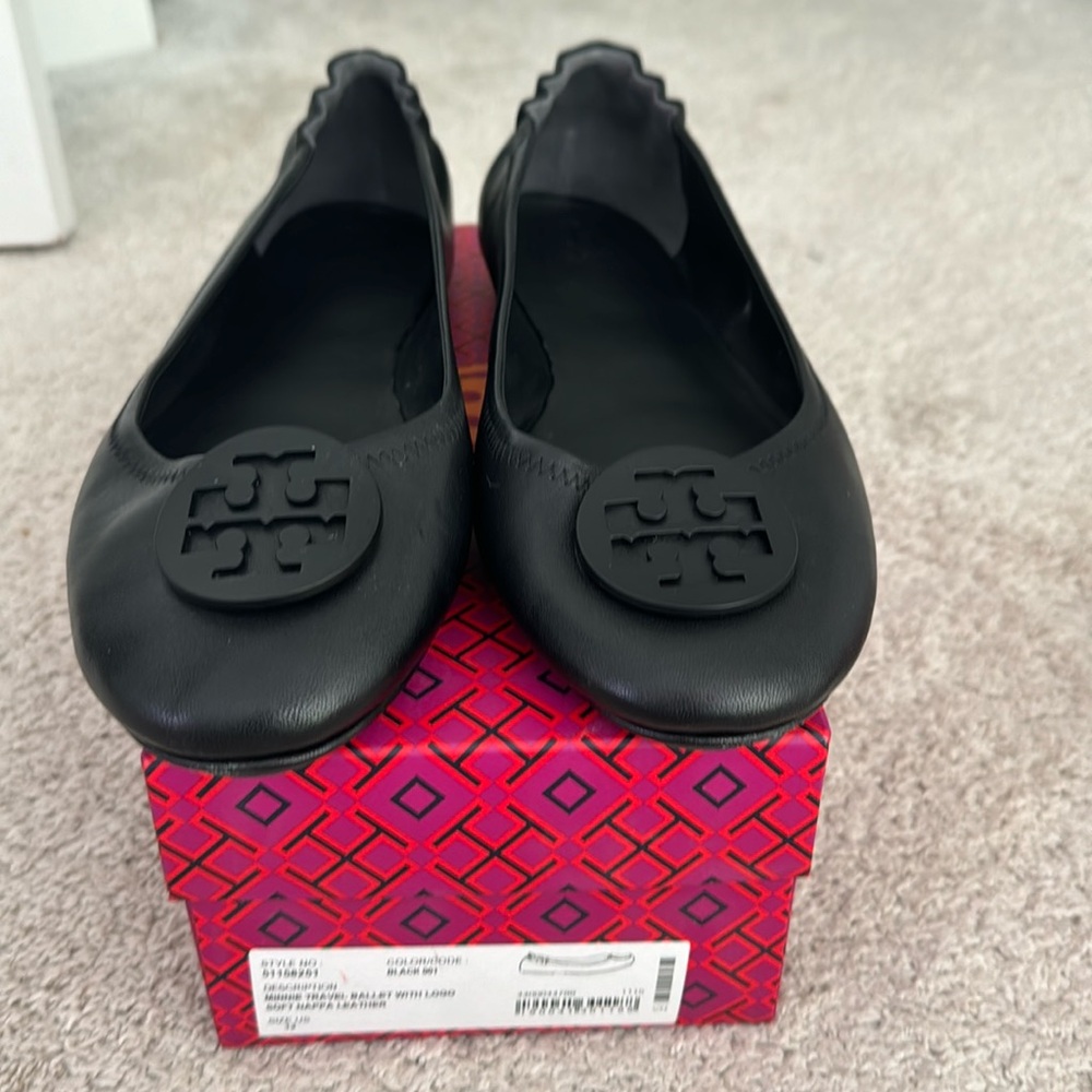 Tory Burch Minnie Travel Ballet Flat With Logo like new
